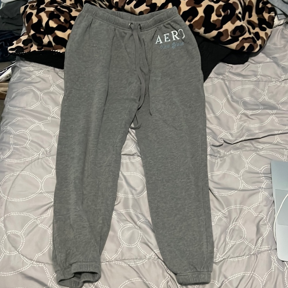 Hi! i’m selling grey capri joggers! they are so comfy and worn once